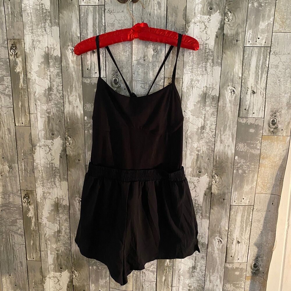 VS PINK  ultimate runsie black, cross straps shorts L